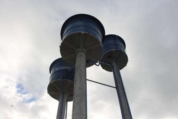 Mais de 100 famílias são beneficiadas através do canal do sertão