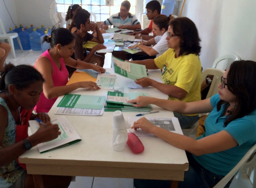 Bairro da Pitanguinha recebe Cadastro único através de Ação itinerante