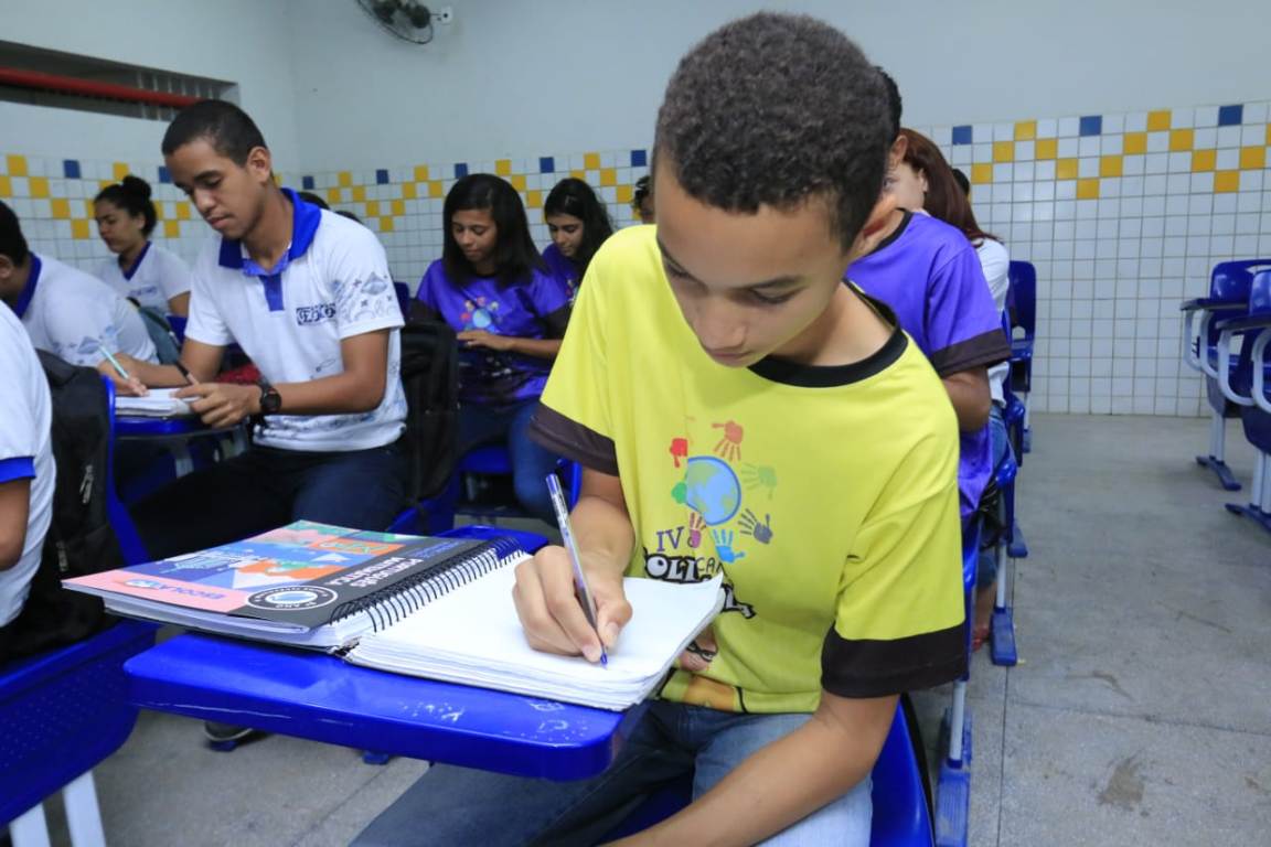 Abandono escolar cai em Alagoas pelo 4° ano consecutivo