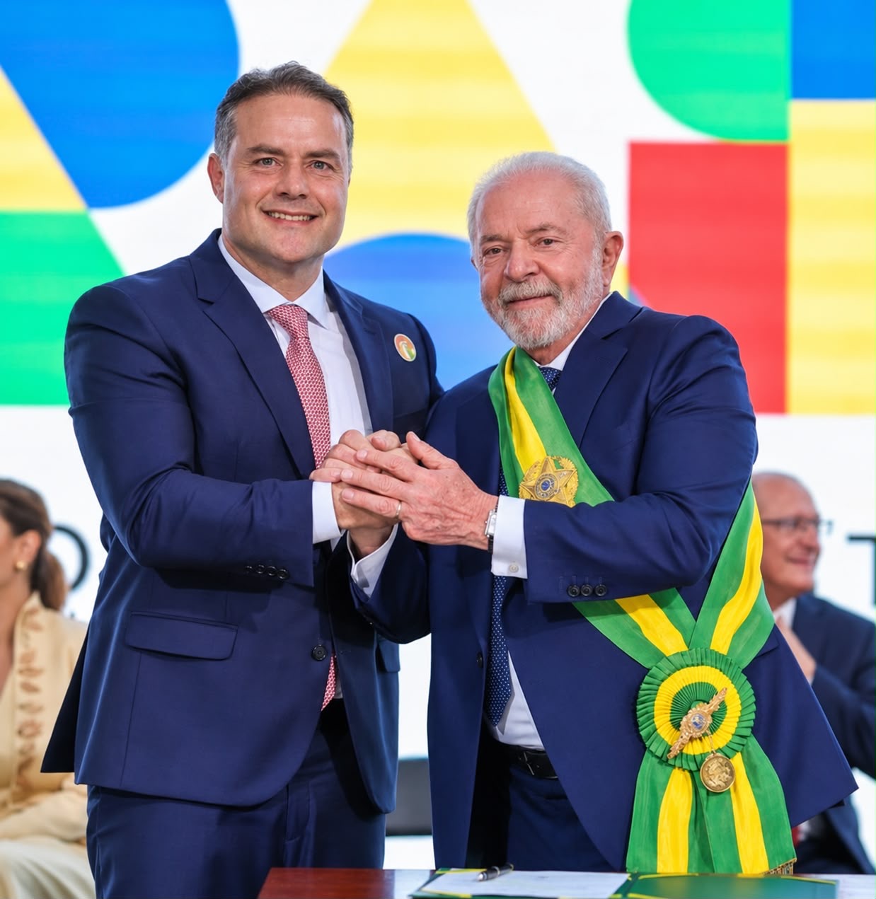 Lula e Renan Filho conectam programas de governo em ato