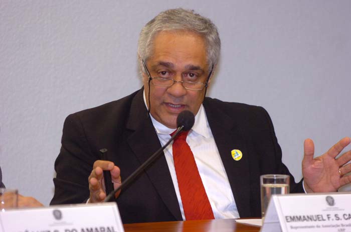 Vice-presidente do CFM, alagoano Emmanuel Fortes defendeu prescrição de kit Covid em 2020