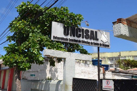 Uncisal lança vestibular com 310 vagas em sete cursos