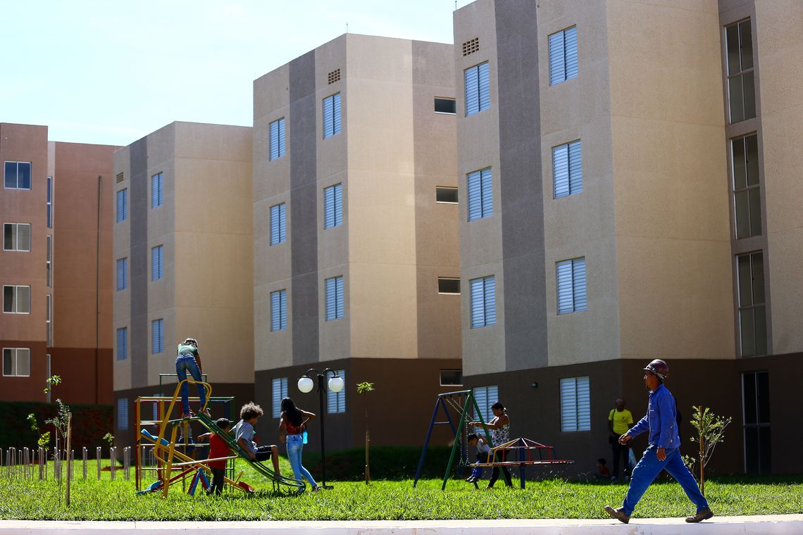 Governo terá R$ 65,5 bilhões para financiamento de casas populares