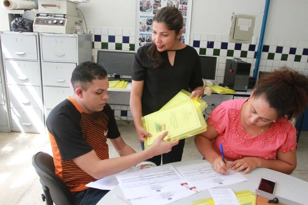 Centro Cyro Accioly oferece vagas em cursos gratuitos de Libras, Mobilidade e Sorobã