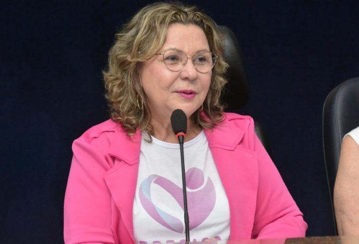 Deputada Tereza Nelma alerta para golpes no Whatsapp