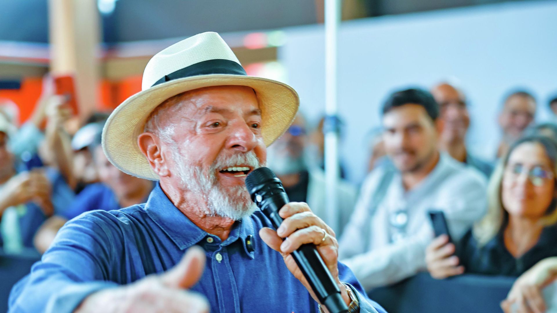 Datafolha: Lula lidera corrida presidencial e Flávio Bolsonaro se consolida