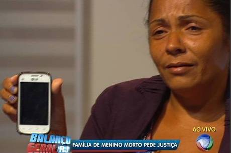 Mãe de criança morta no Alemão diz que PM a ameaçou