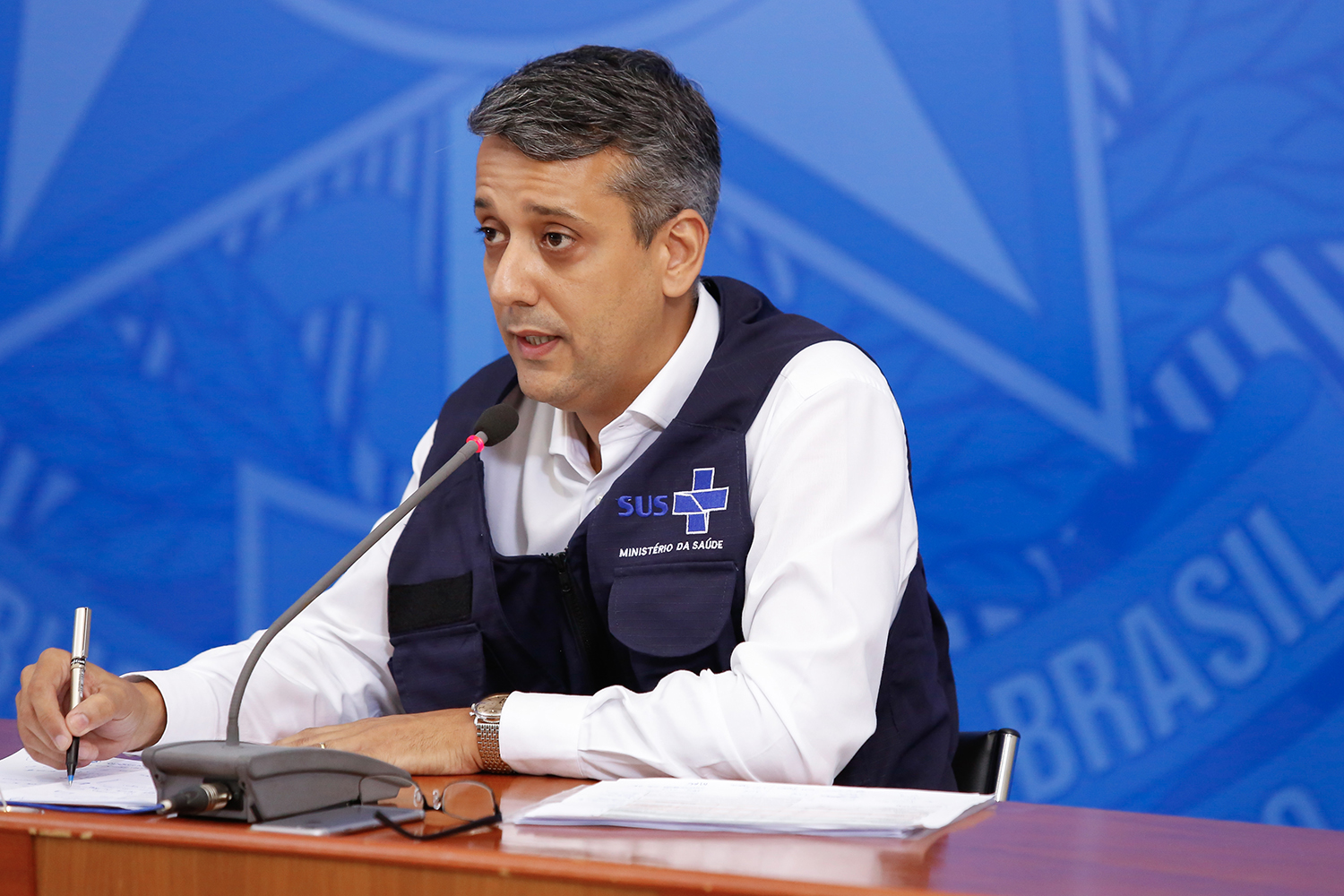 CPI ouve nesta quarta ex-diretor da Saúde acusado de pedir propina por vacina