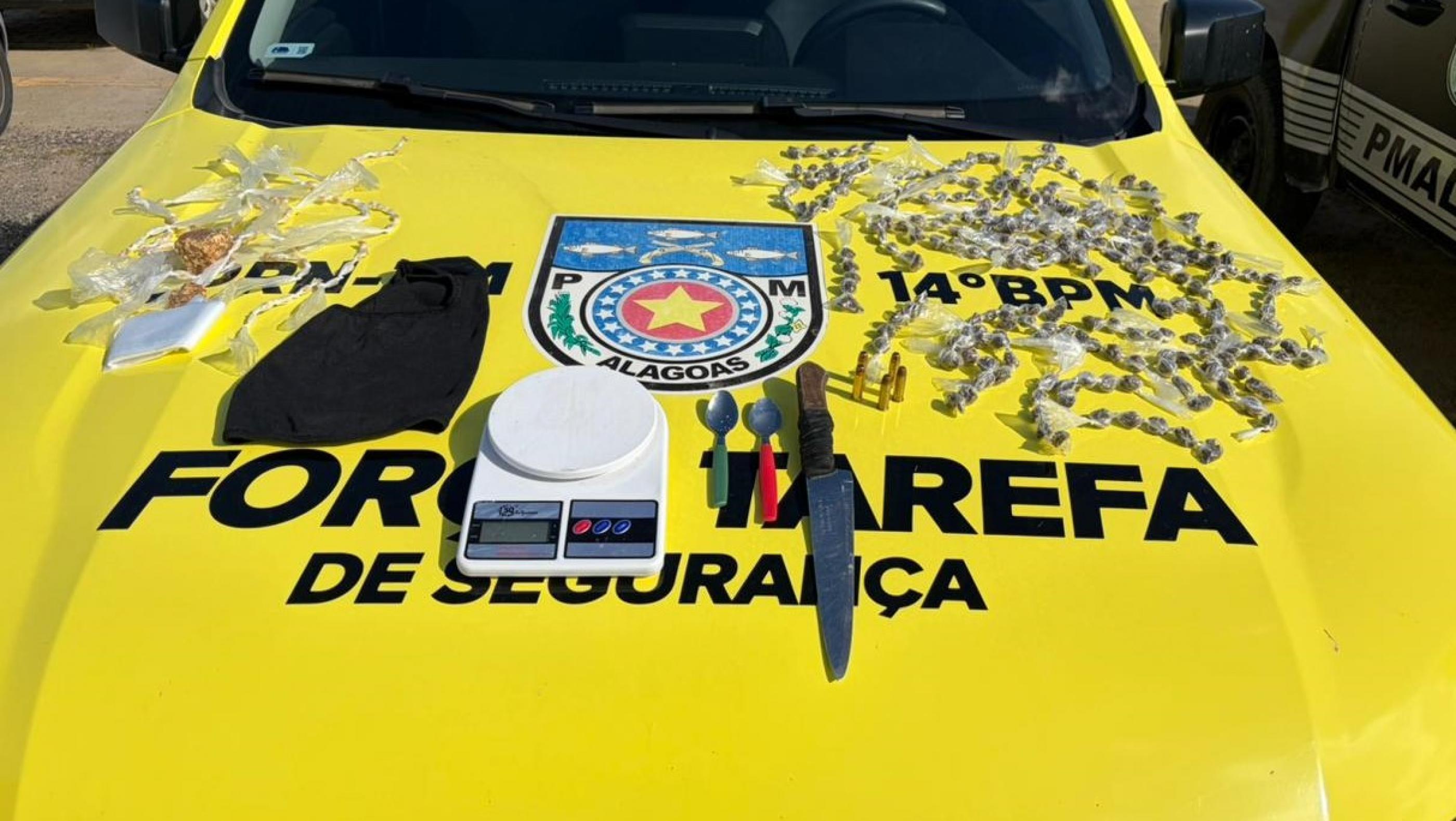 PM apreende mais de meio quilo de drogas em ações no interior