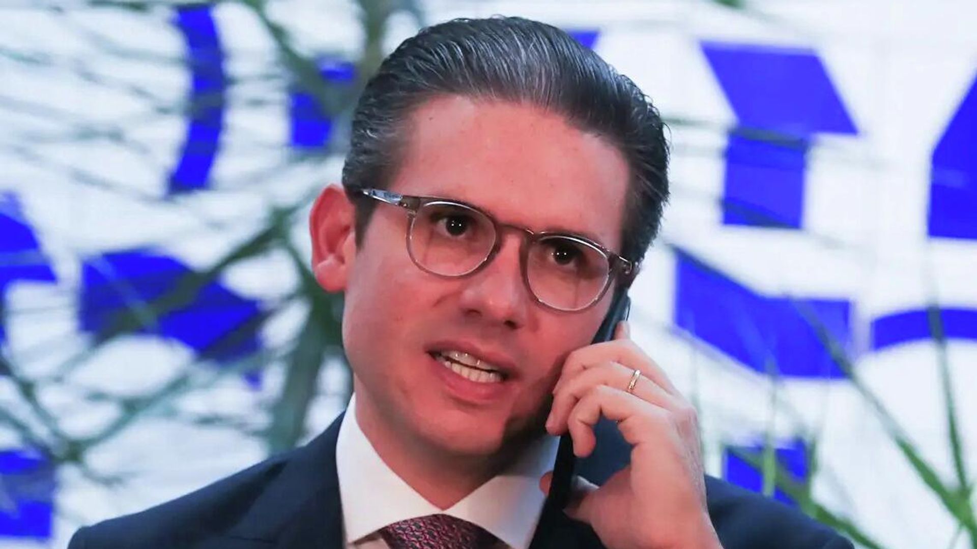 Hugo Motta se antecipa ao partido e declara apoio à reeleição de Lula
