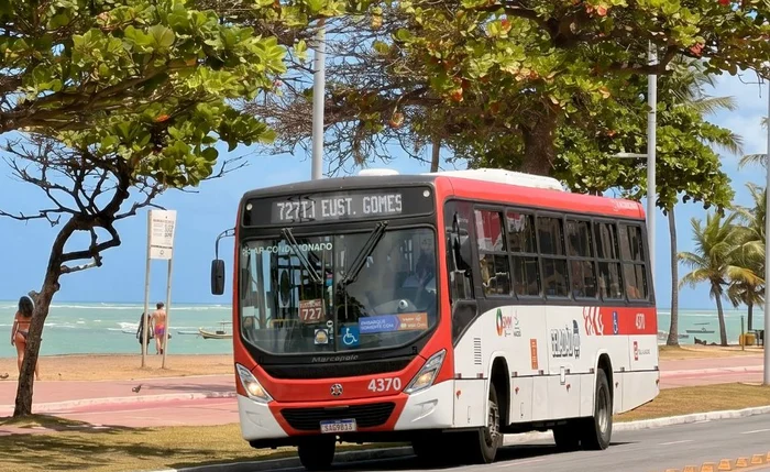 Fim da escala 6x1 pode encarecer passagem de ônibus em Maceió