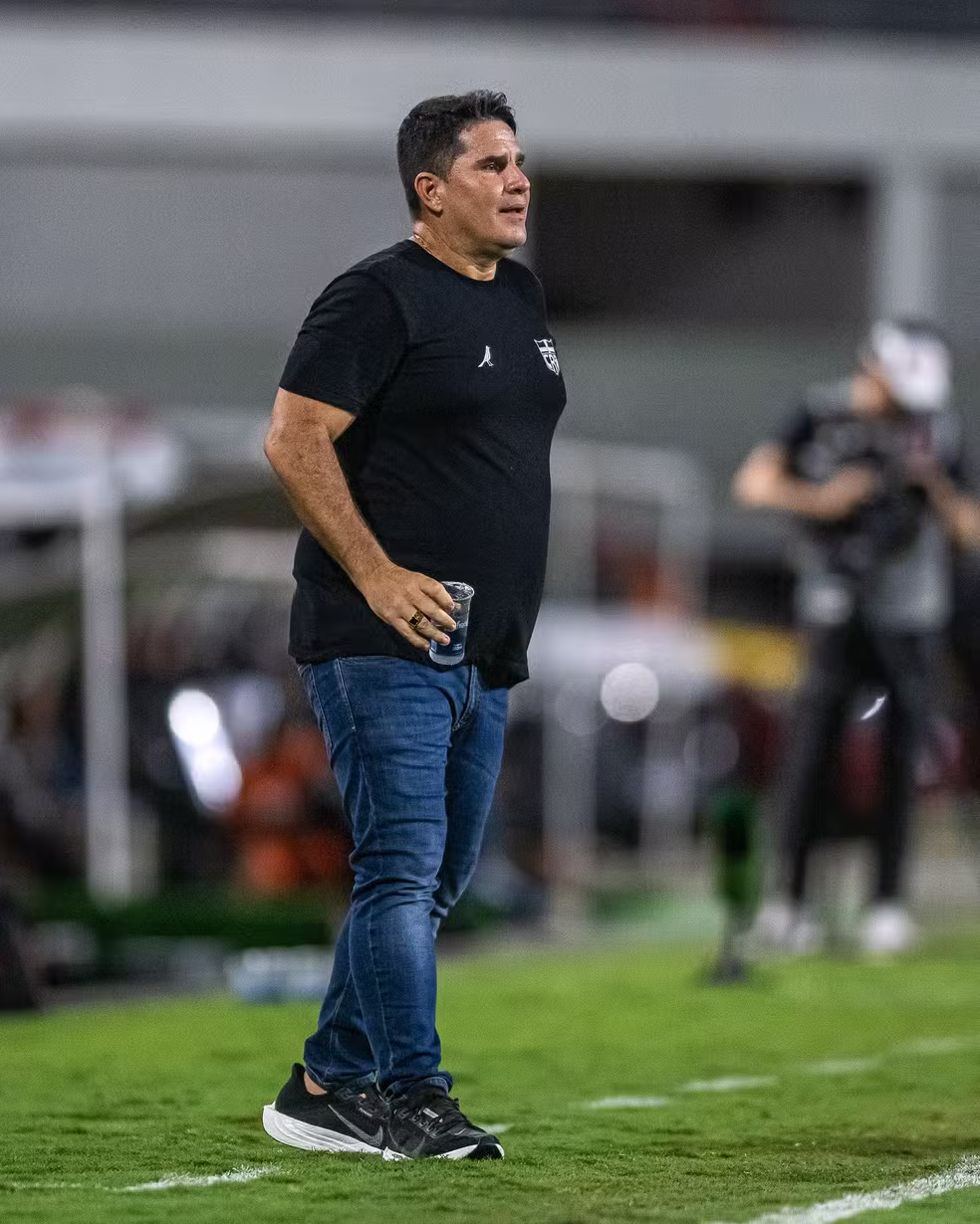 Barroca celebra vitória e destaca apoio de atletas e presidente do CRB