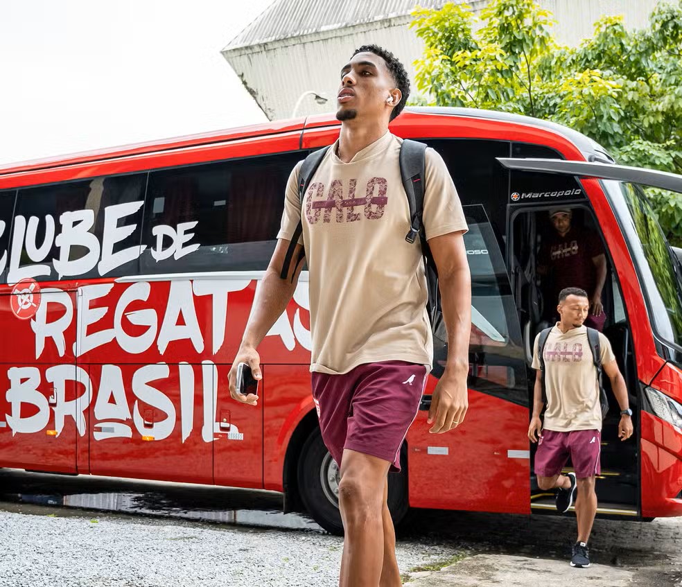 CRB confirma venda do zagueiro Wallace ao Grêmio em negociação histórica