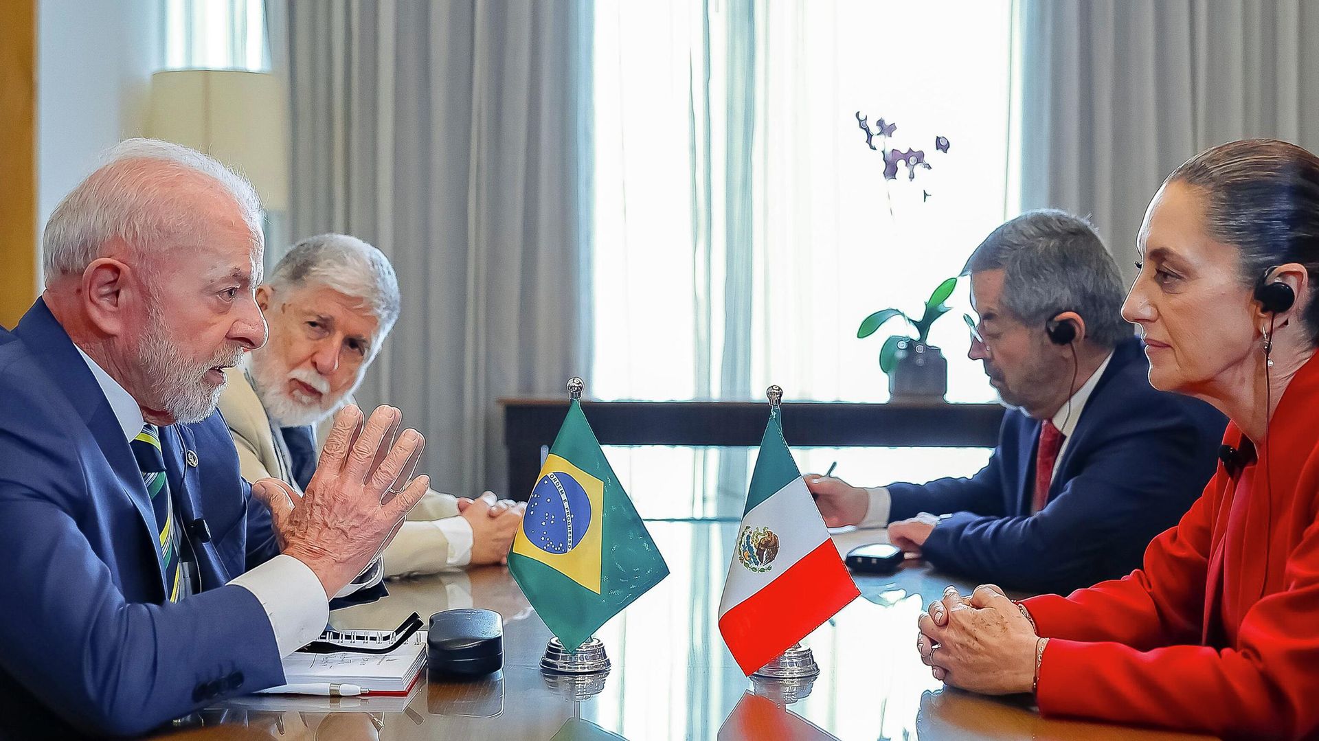 Presidentes do México e Brasil discutem expansão de parceria entre Petrobras e Pemex
