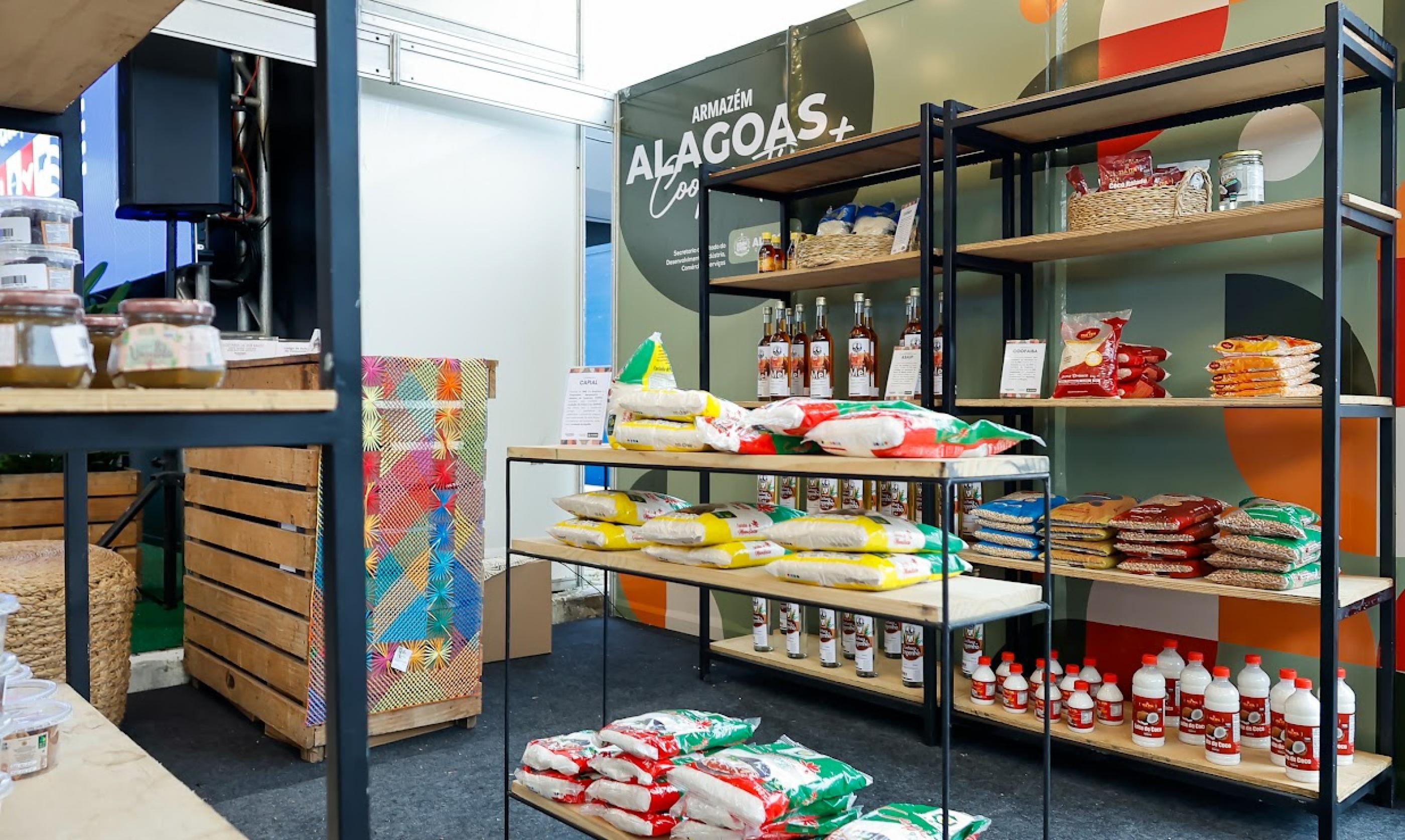 Programa Alagoas + Cooperativa participa da Expoagro 2025 com estande dedicado à produção local