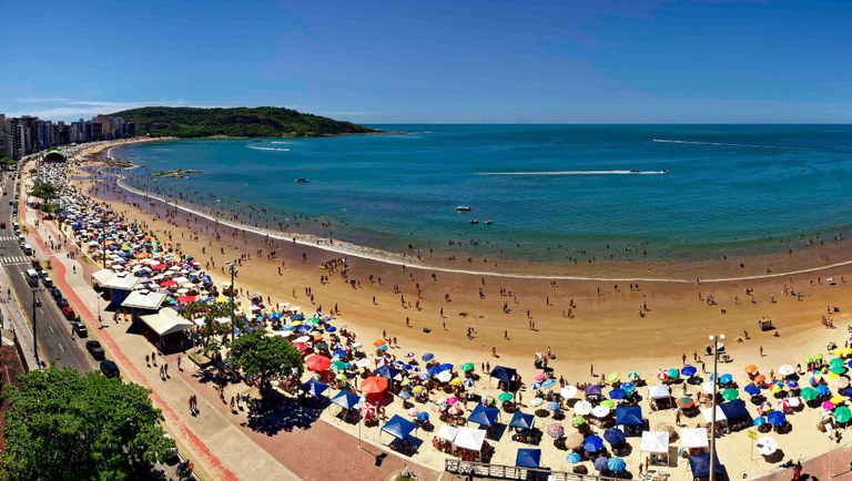 Turismo brasileiro registra o dobro do crescimento do setor de serviços em 12 meses