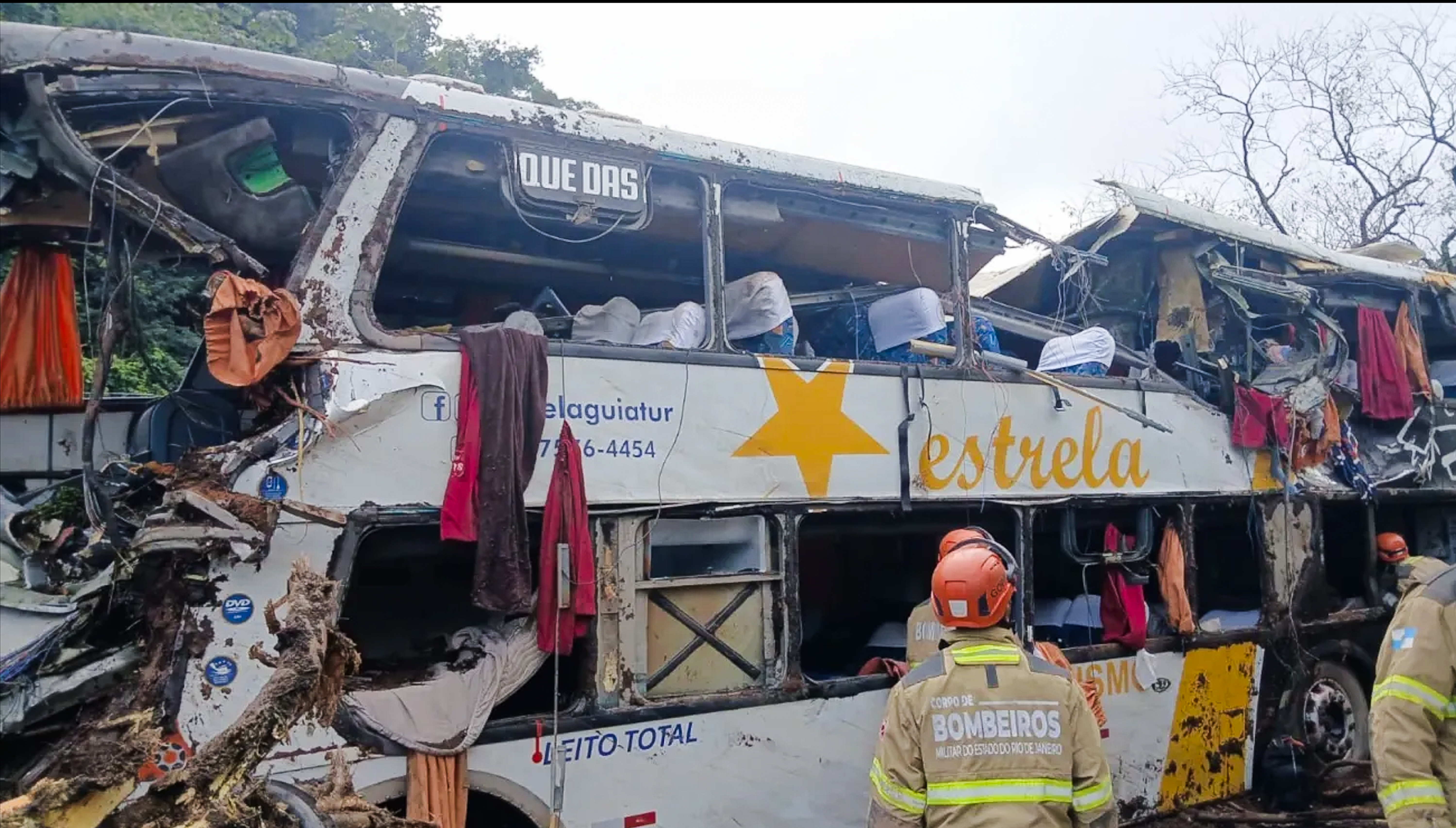 Ônibus envolvido em acidente em Petrópolis não tinha autorização para viage