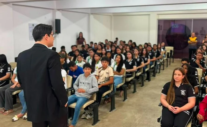 Judiciário orienta 500 estudantes de Alagoas sobre violência doméstica