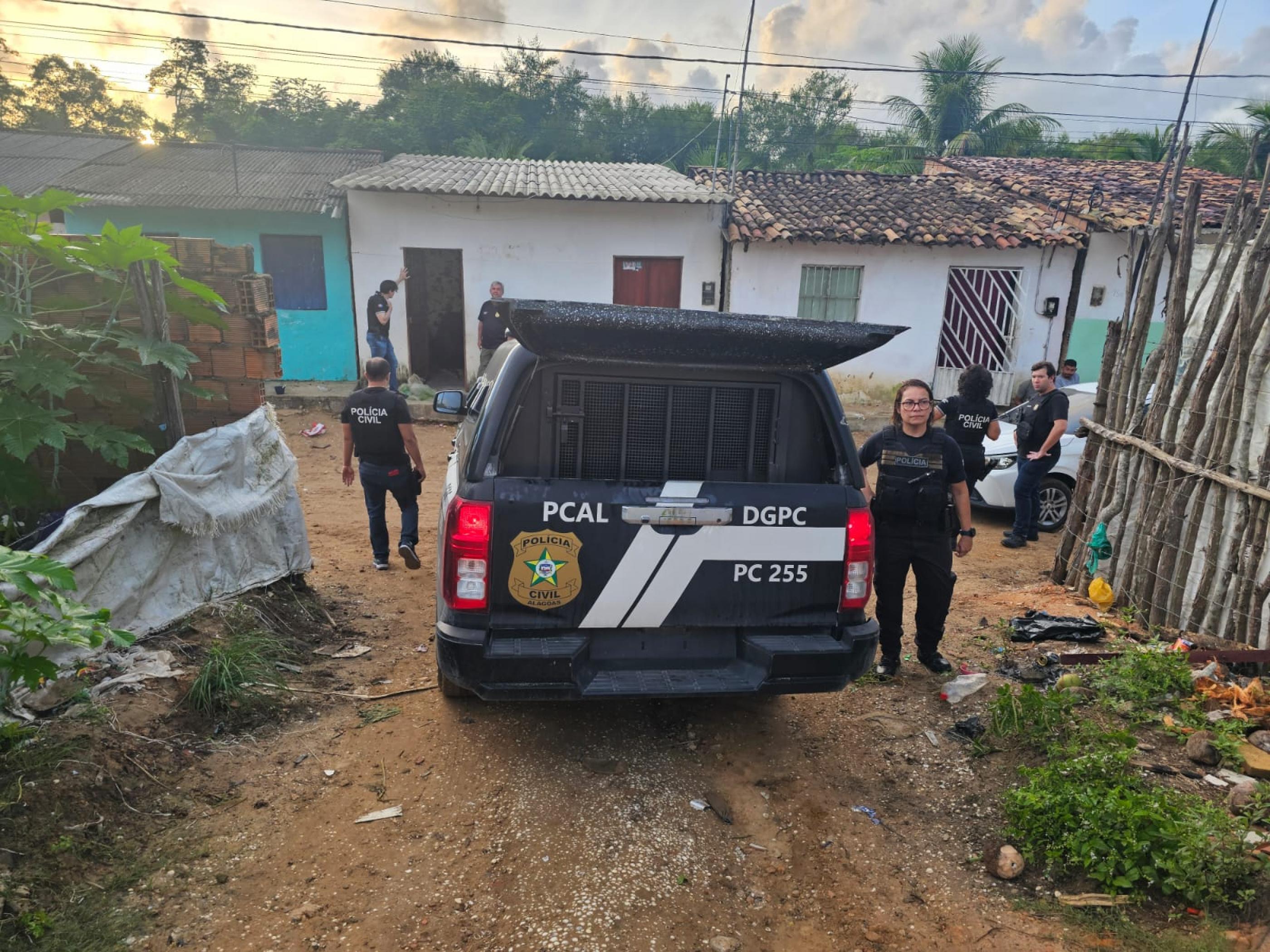 Polícia Civil cumpre mandatos de busca e apreensão em São Miguel dos Campos/AL﻿