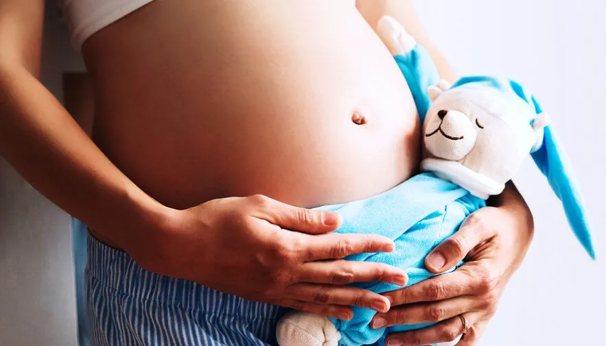 Taxa de gravidez na adolescência cai em quase 50% em Alagoas