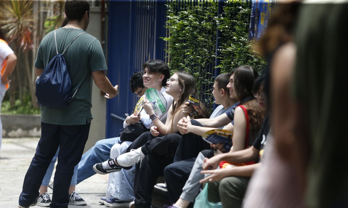 Inscrições para vagas remanescentes do Fies seguem até 29 de abril