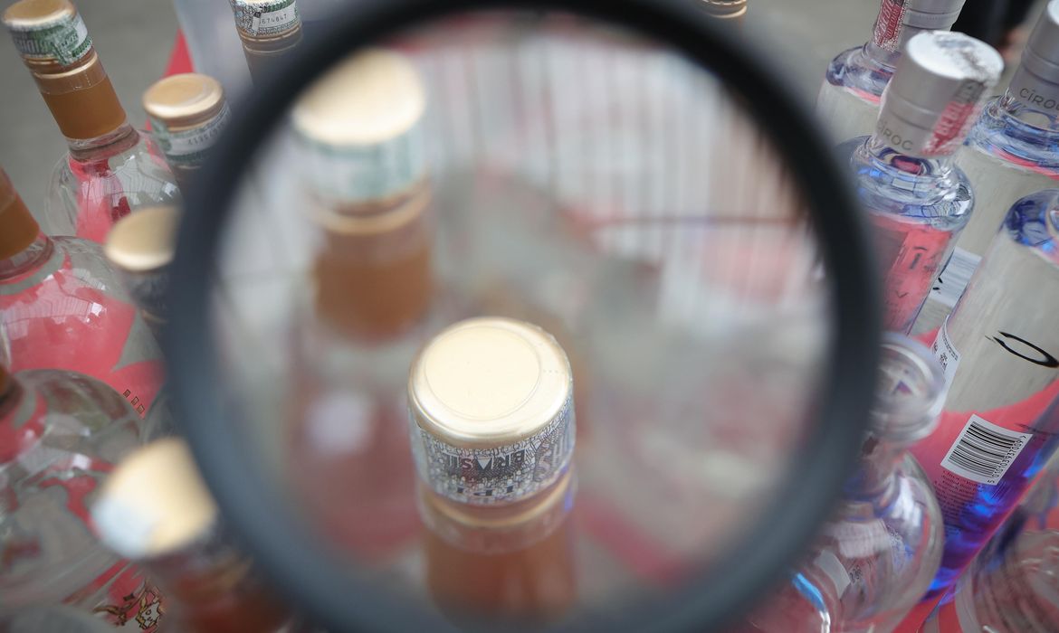SP confirma mais 3 casos de intoxicação por metanol; total chega a 28