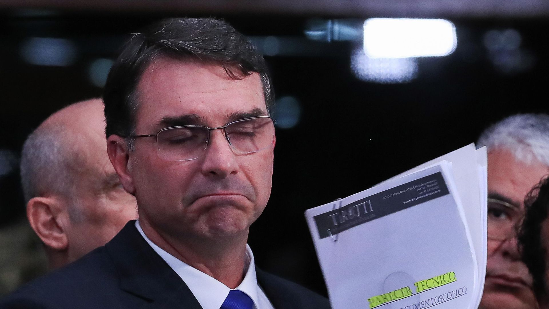 Crise no STF impulsiona campanha de Flávio, mas aliados temem desgaste
