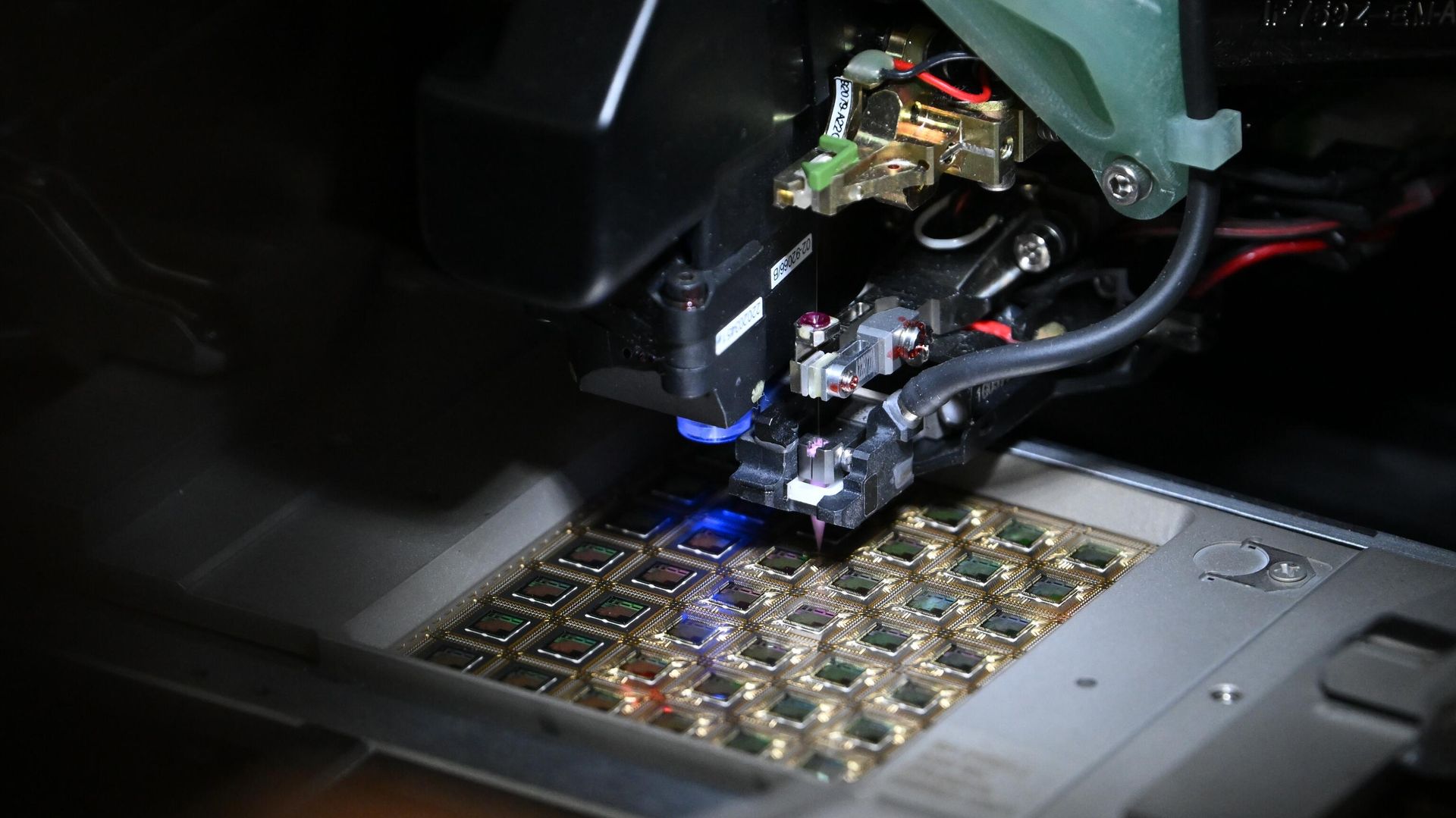 Exportações chinesas de chips crescem 103,9% e consolidam liderança em semicondutores