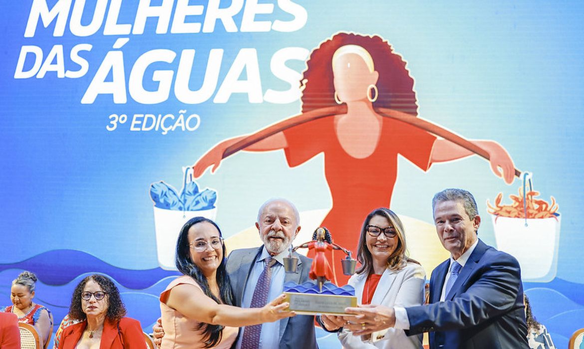 Lula garante manutenção do seguro-defeso para pescadores artesanais