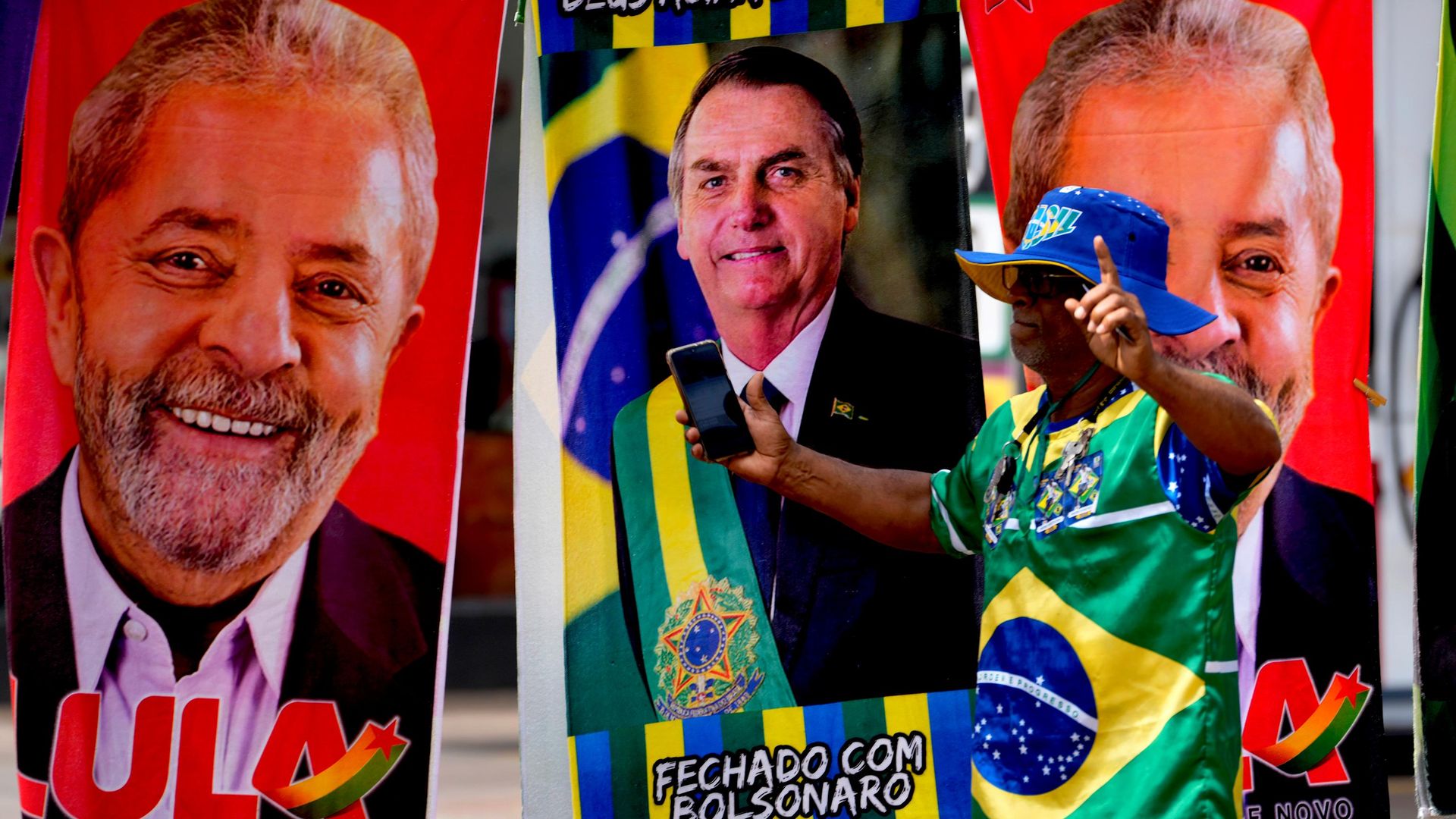 Ex-governo Bolsonaro tem três vezes mais investigados que equipe de Lula