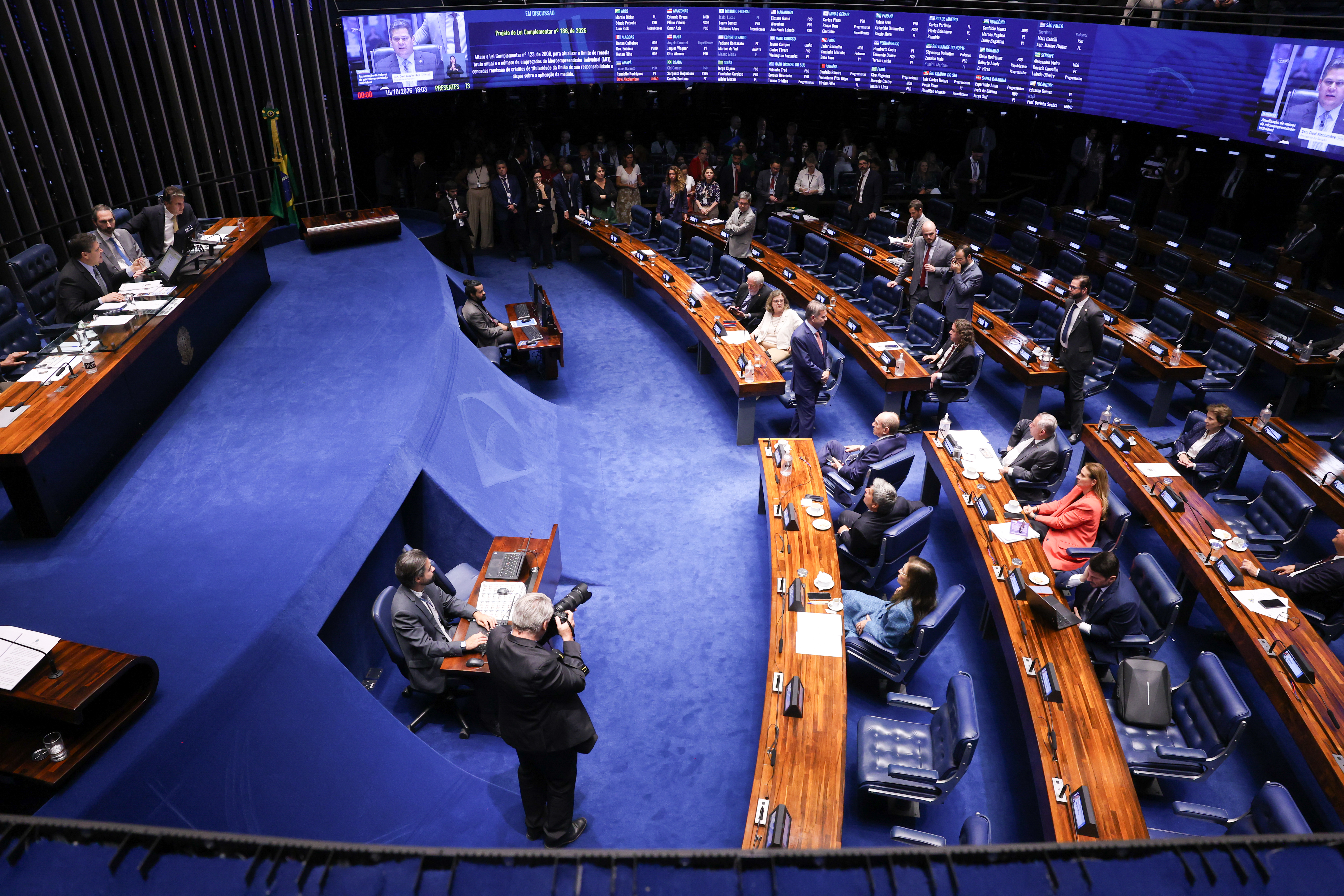 Senado aprova aumento do limite de faturamento e perdão de dívidas para MEI