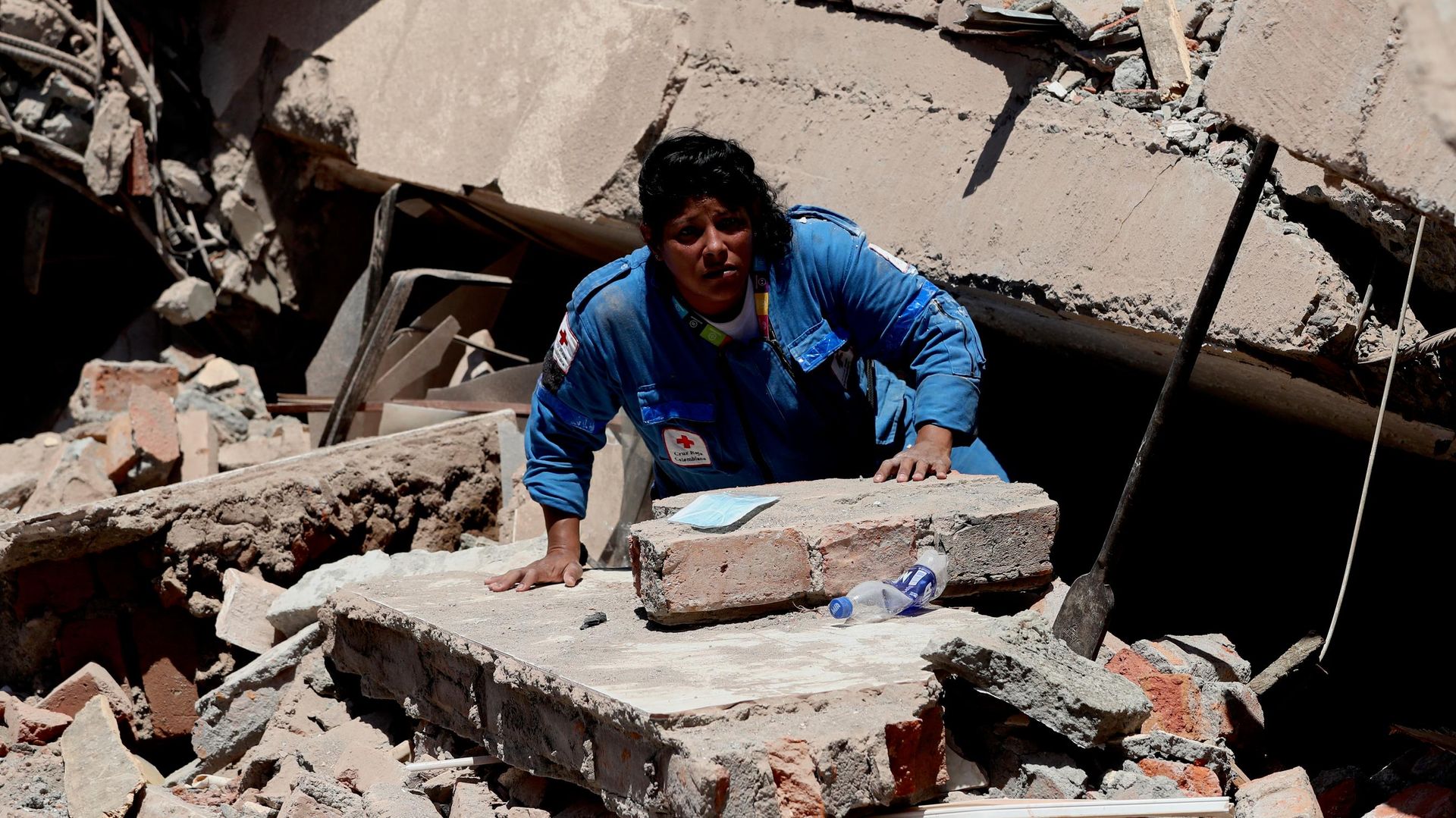 De la Espriella decreta estado de emergência após terremoto de 7,4 na Colômbia