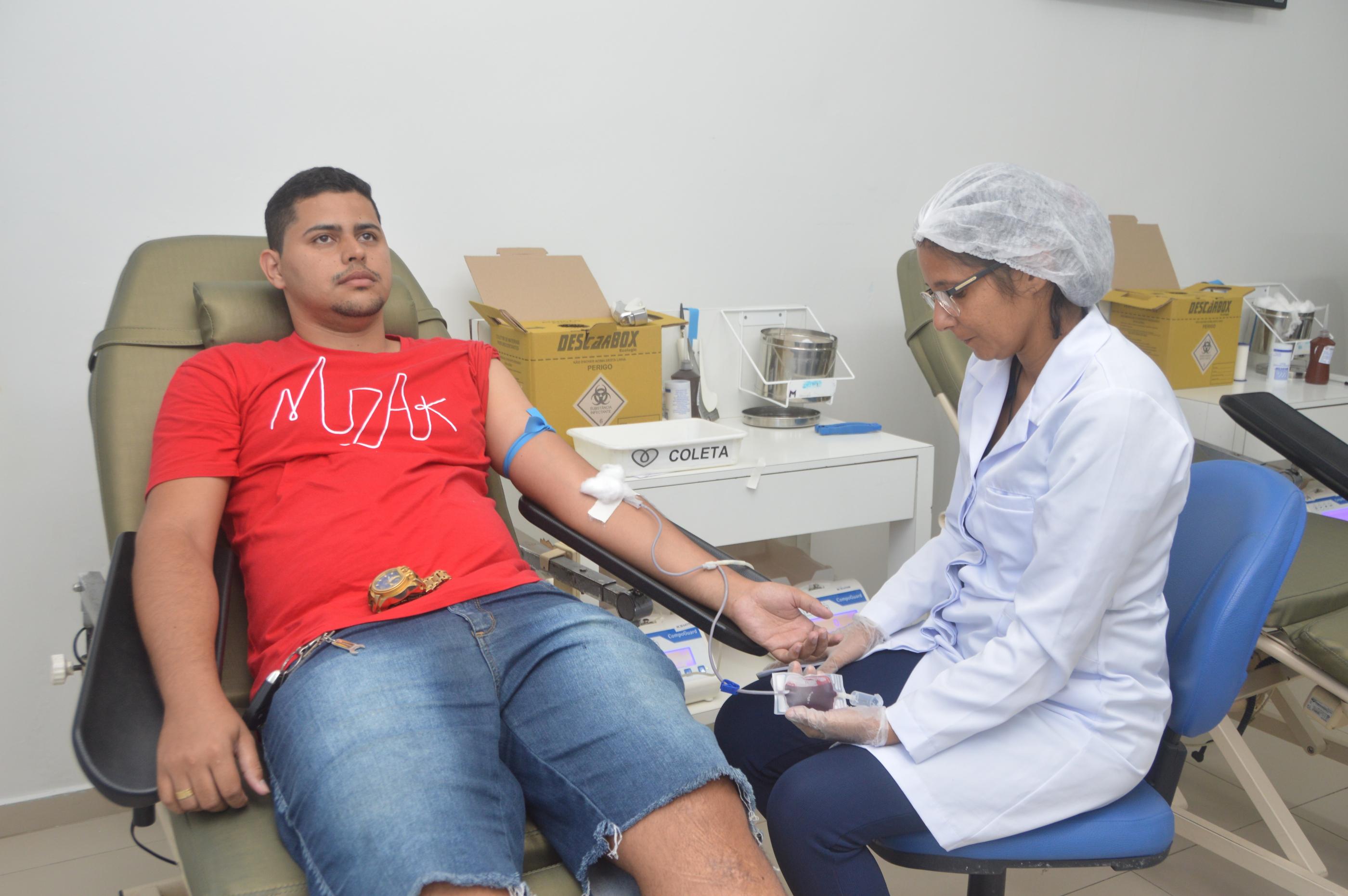 Hemoal realiza coleta de sangue e cadastro de medula óssea em Maceió