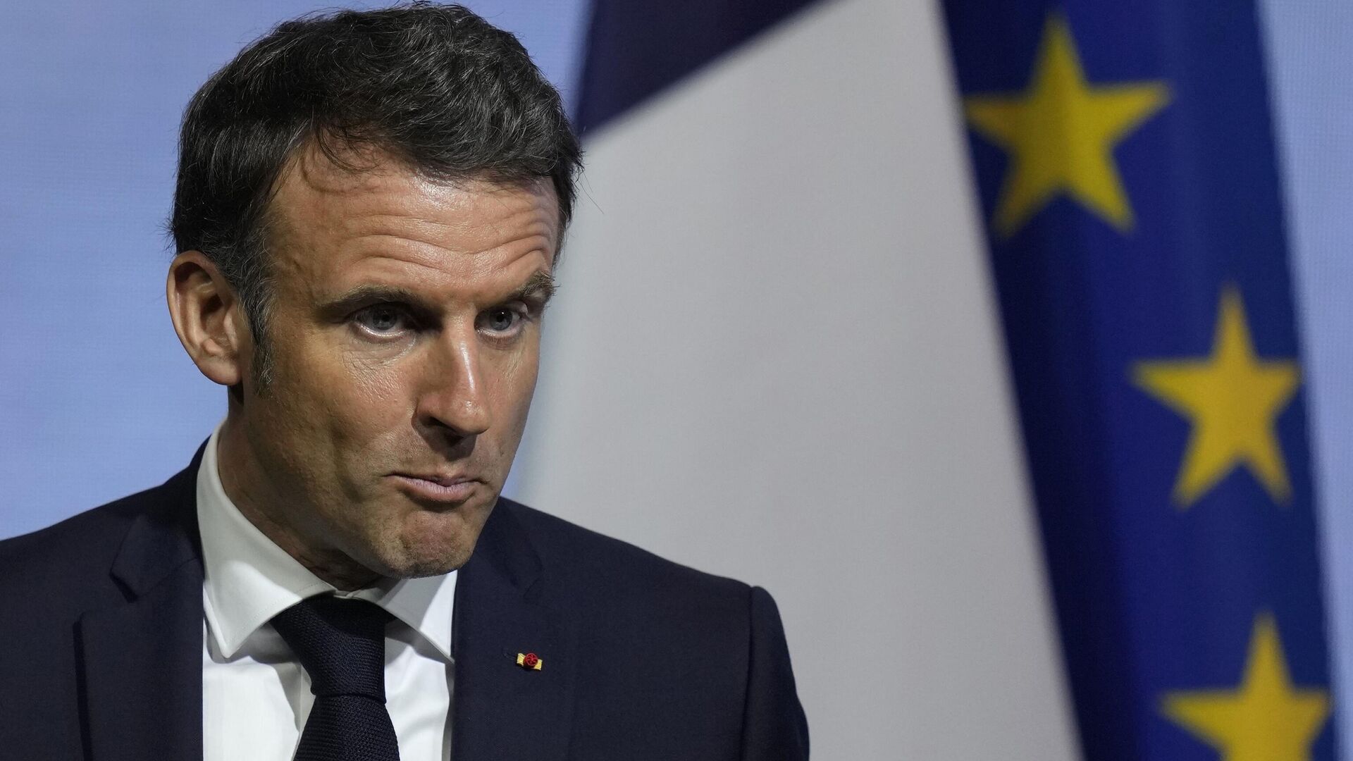 Presidente francês defende aliança global por independência dos EUA