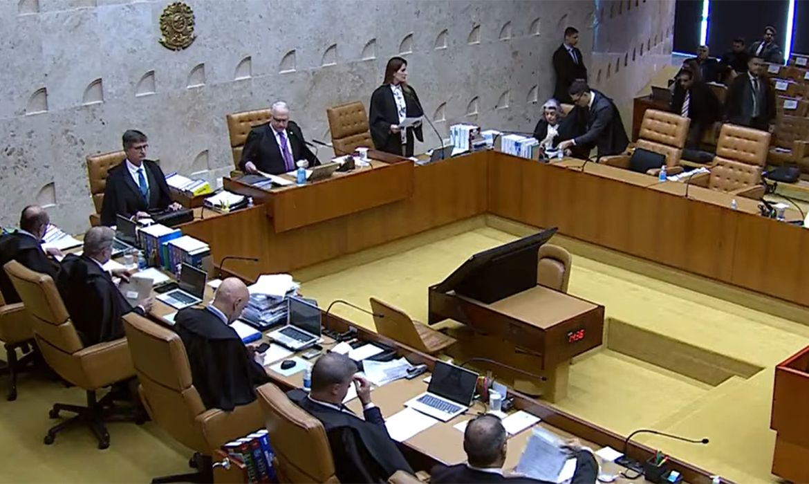 STF derruba lei de Santa Catarina que proibia cotas raciais em universidade