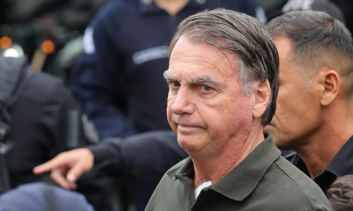 Bolsonaro tem até esta segunda para recorrer da condenação no STF