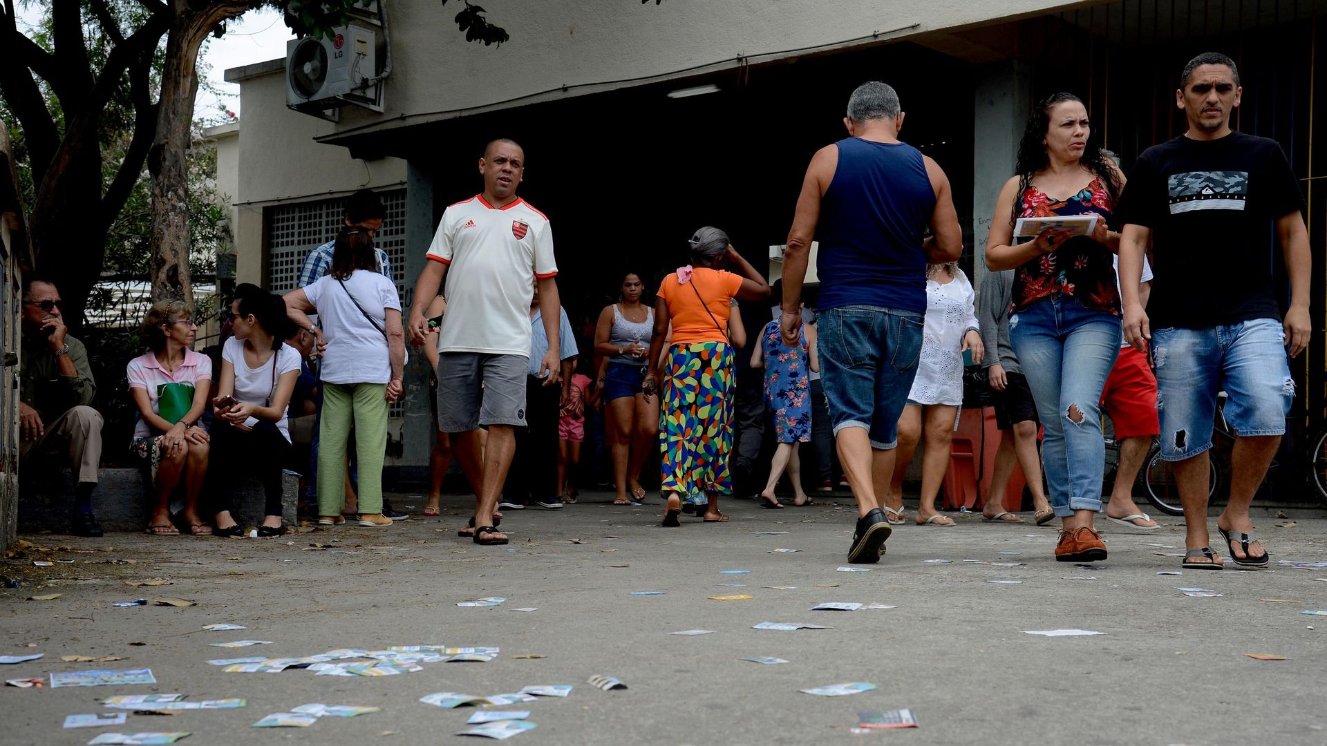 Entre risos e lágrimas: os 10 momentos mais inusitados do 1º turno eleitoral