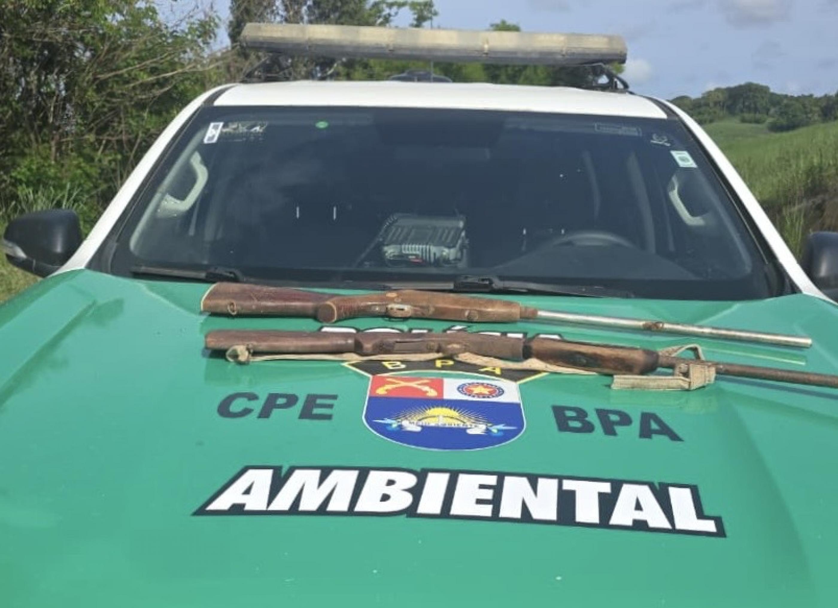 PM apreende armas durante fiscalização ambiental em Porto Calvo