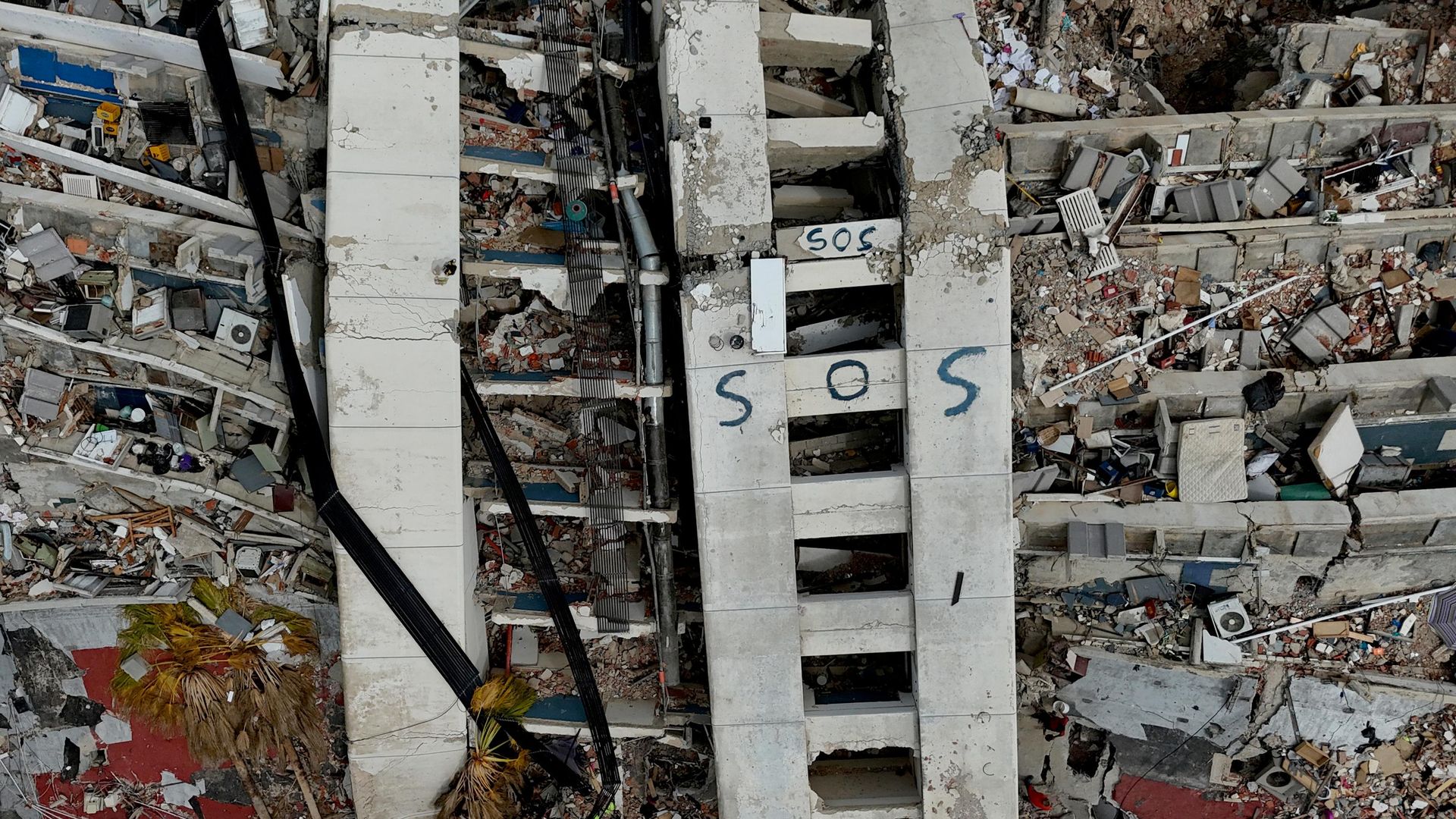 Número de mortos na Venezuela chega a 2.645 após terremotos
