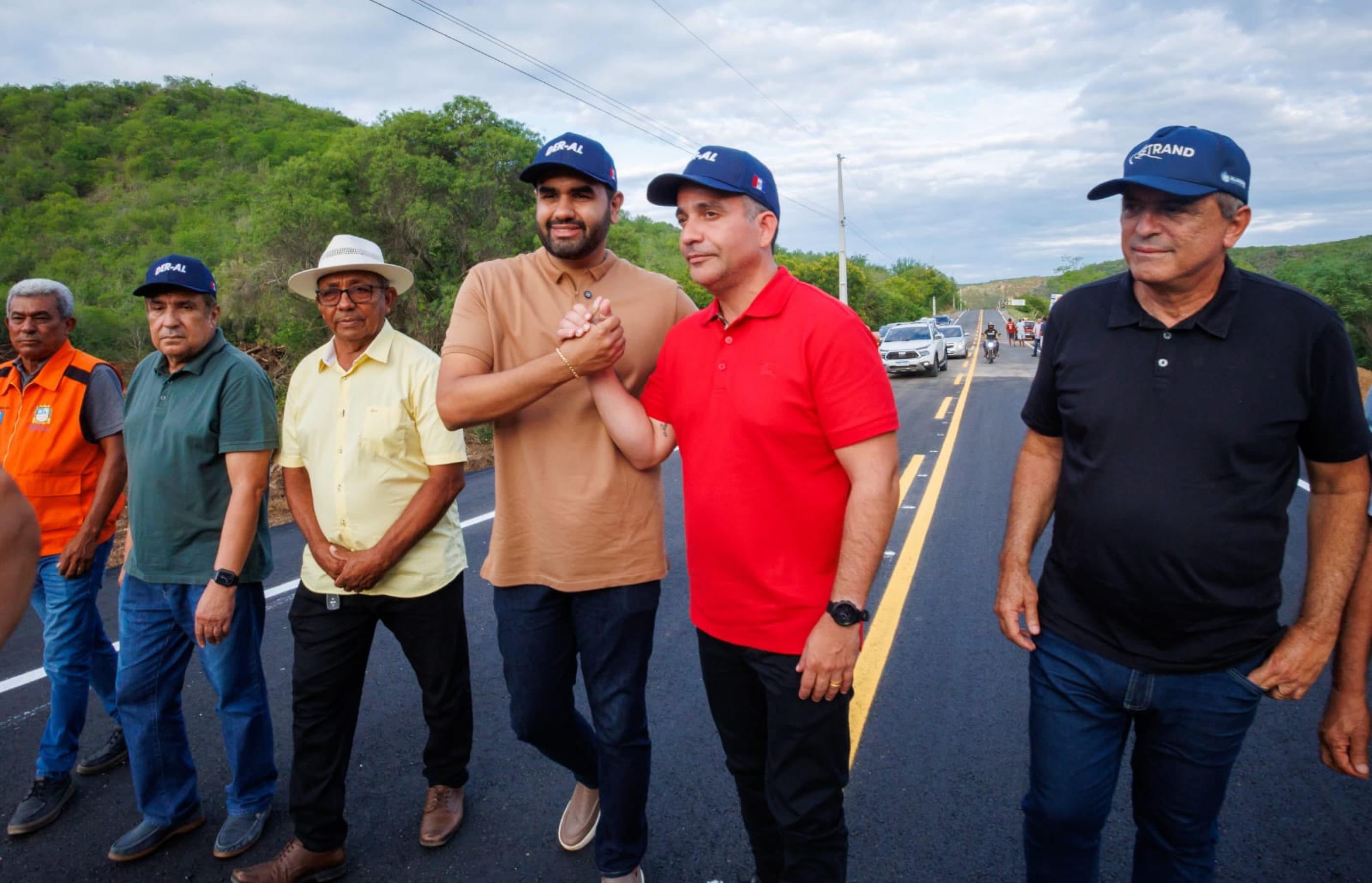 Trecho da AL 225 é recuperado após fortes chuvas em Piranhas