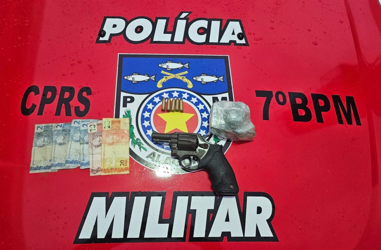 PM apreende drogas e arma de fogo em operações no interior de Alagoas