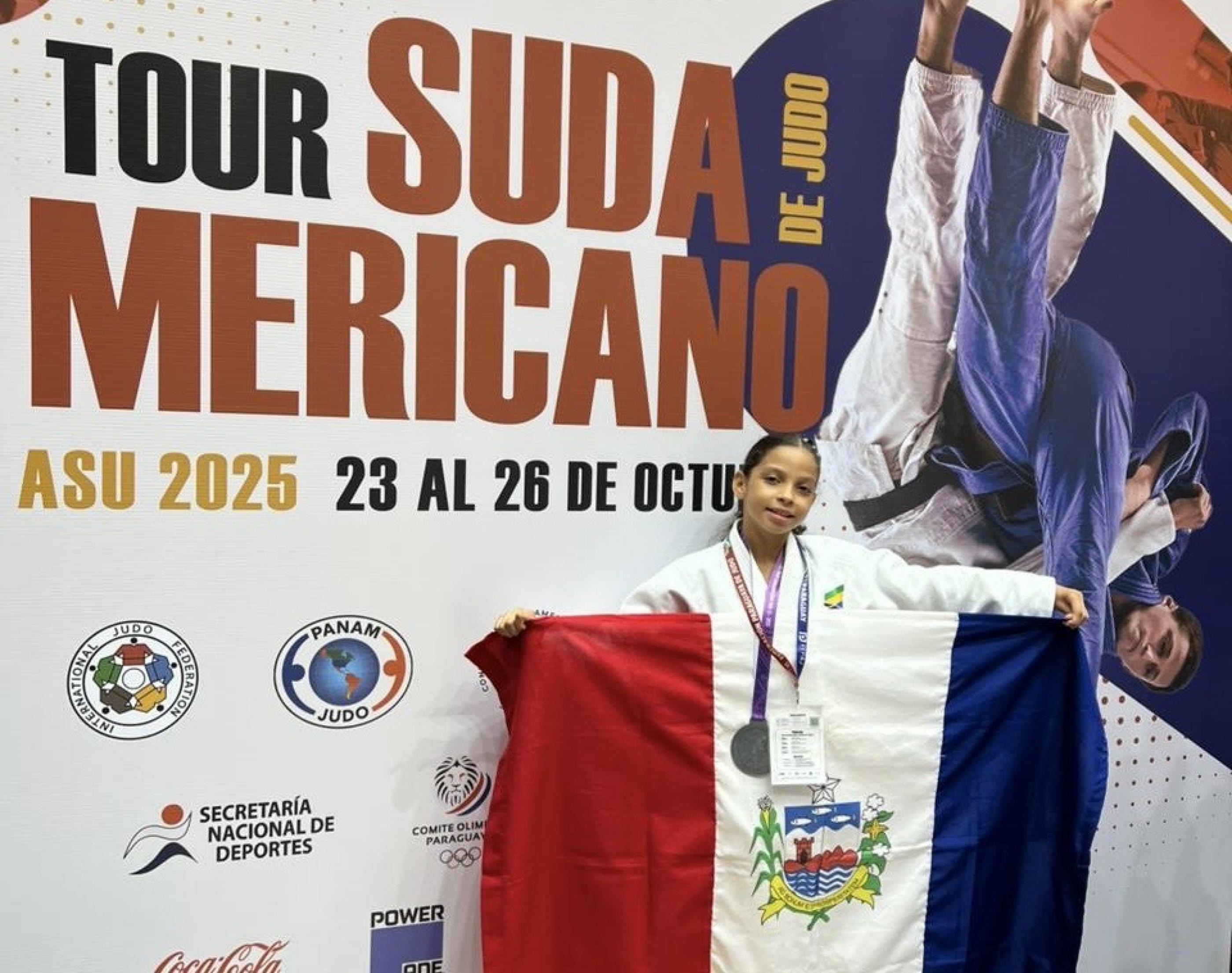 Atleta alagoana conquista prata no Sul-Americano de Judô com apoio da Selaj