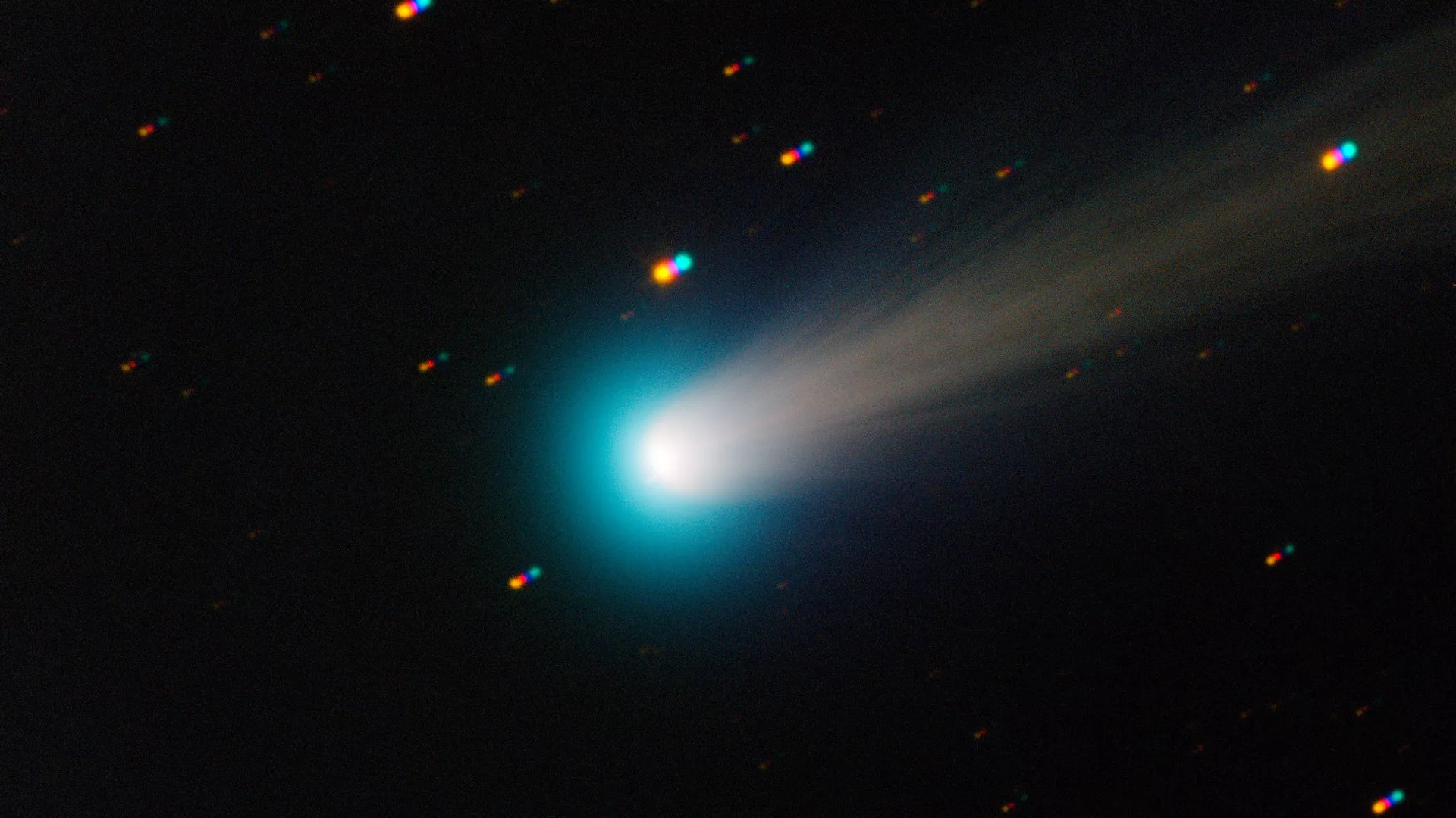 Astrônomos detectam cometa antigo se aproximando da Terra