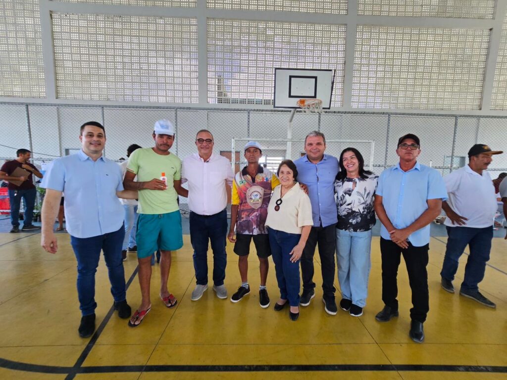 Agricultores de Santana do Ipanema recebem serviços de programa estadual