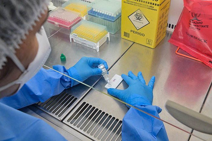 Anvisa atualiza regras para controle de qualidade em laboratórios