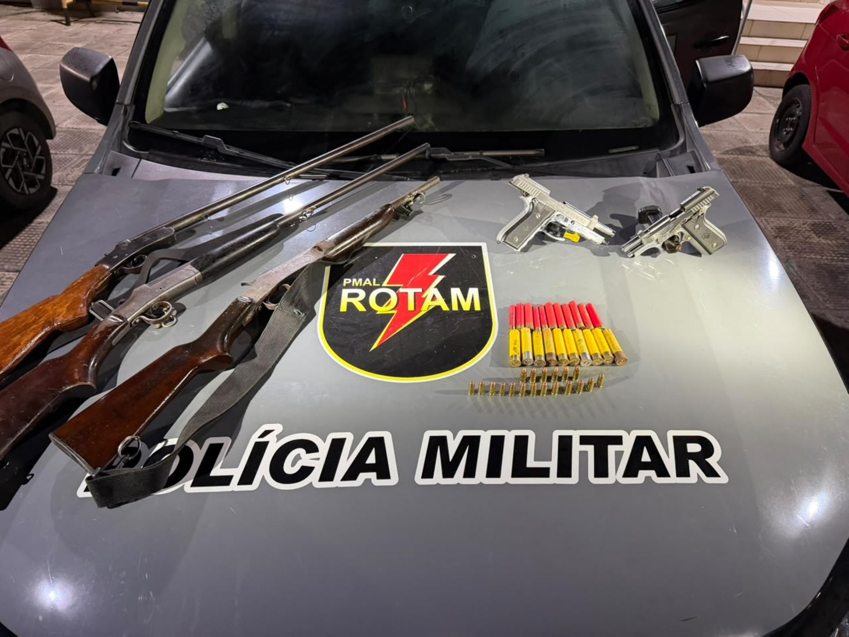 Rotam apreende suspeito e arsenal de armas em Anadia