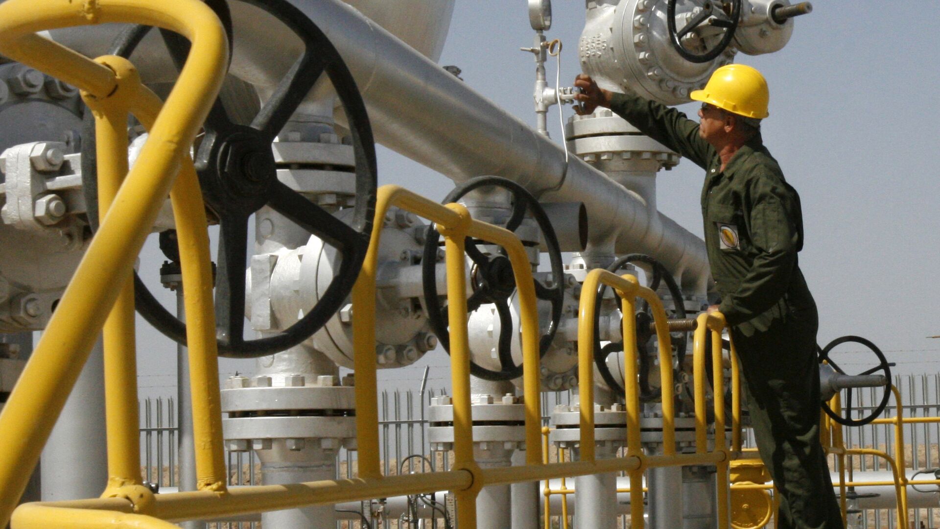 Preços do petróleo recuam após acordo entre EUA e Irã