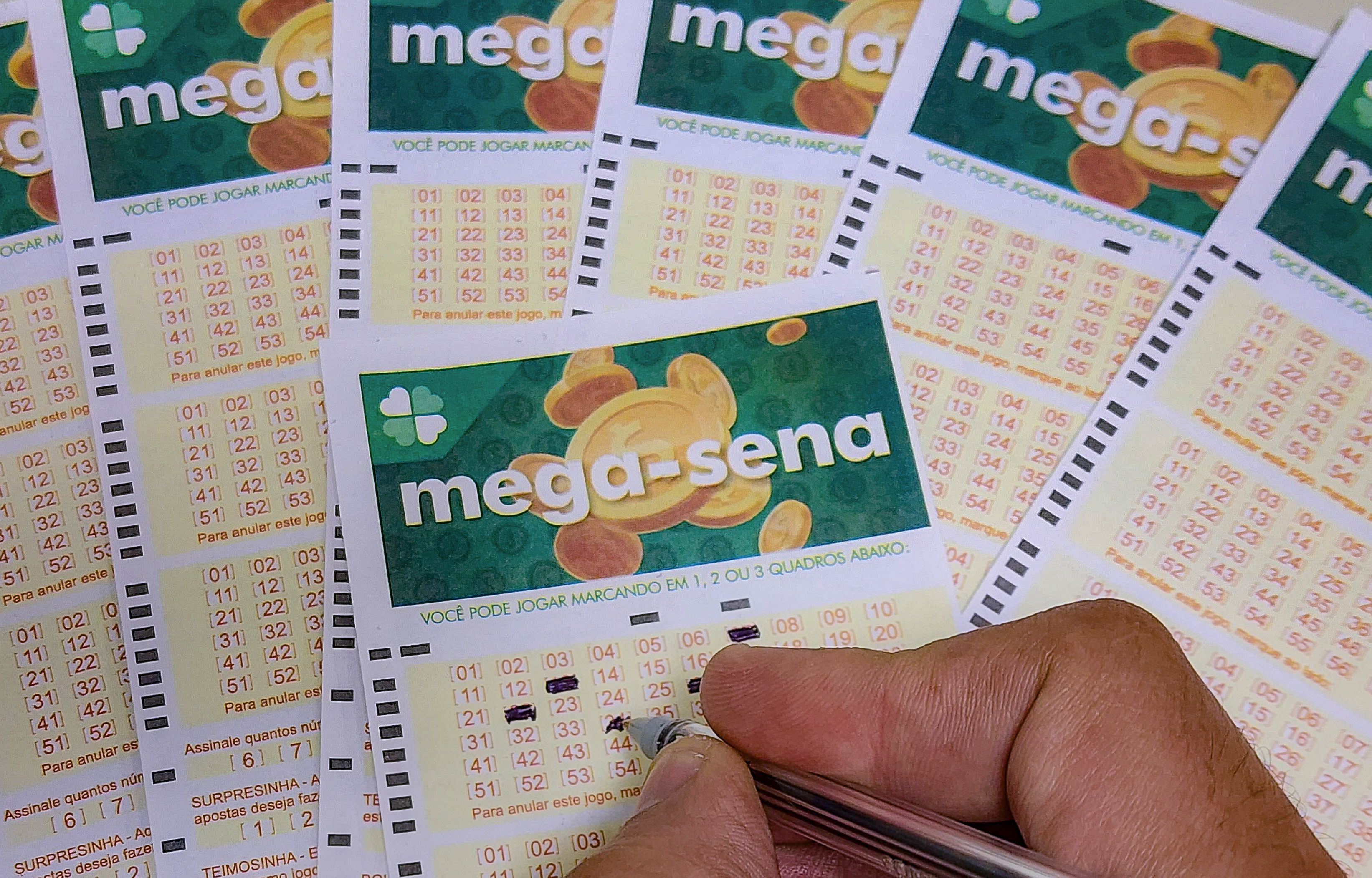 Mega-Sena acumula e prêmio chega a R$ 35 milhões; veja os números do sorteio