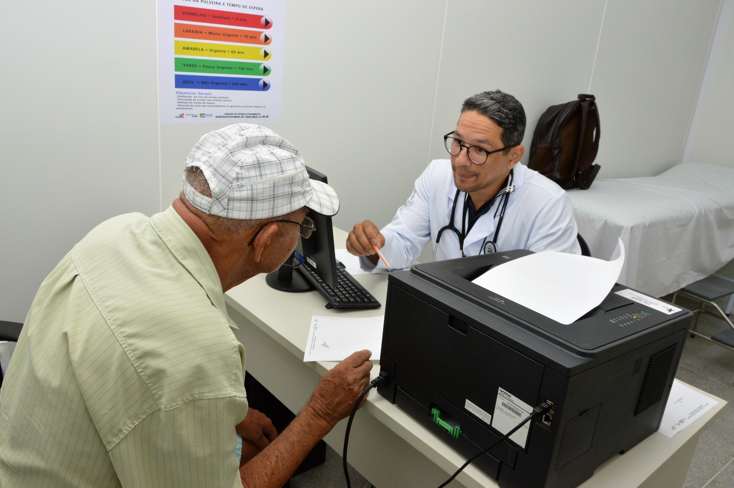 Governo cria comissão para concurso da Sesau com 3.500 vagas