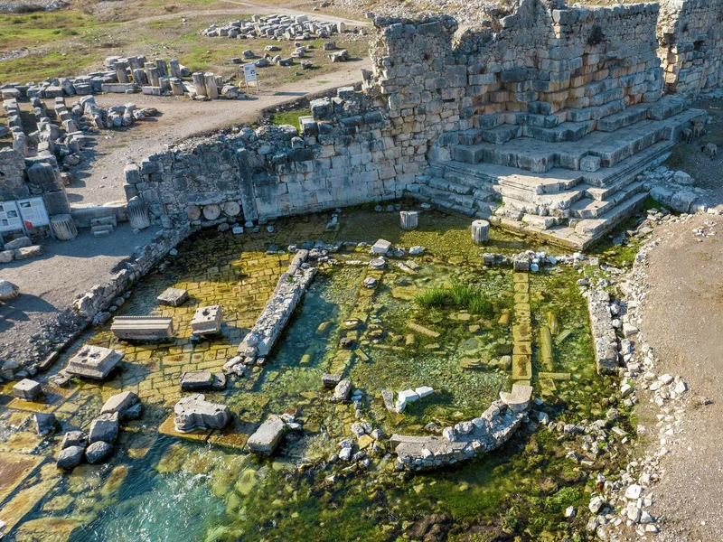 Após 43 anos de buscas, arqueólogos descobrem templo perdido de Zeus na Turquia